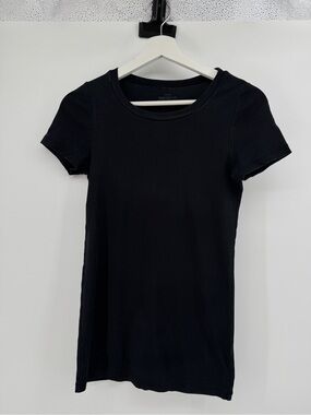 J.Crew‎ black crewneck t-shirt